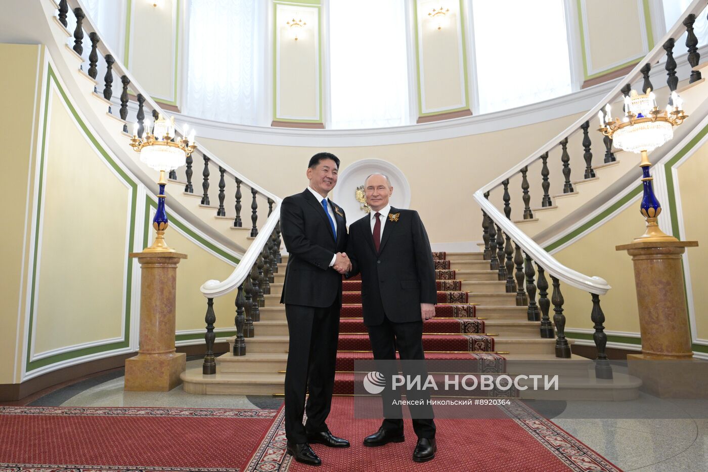 Встреча президента РФ В. Путина и иностранных лидеров