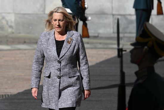 Председатель Президиума Боснии и Герцеговины Желька Цвиянович прибыла в Кремль на встречу с президентом РФ Владимиром Путиным перед военным парадом, посвященном 80-летию Победы. 9 мая Россия отмечает 80-летие Победы в Великой Отечественной войне 1941-1945 годов. Место: Россия, Москва. Автор: Алексей Даничев/РИА Новости. Встреча президента РФ В. Путина и иностранных лидеров