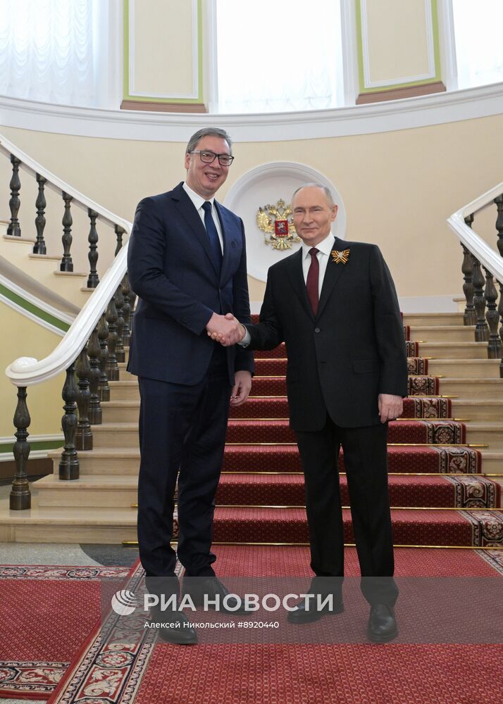 Встреча президента РФ В. Путина и иностранных лидеров