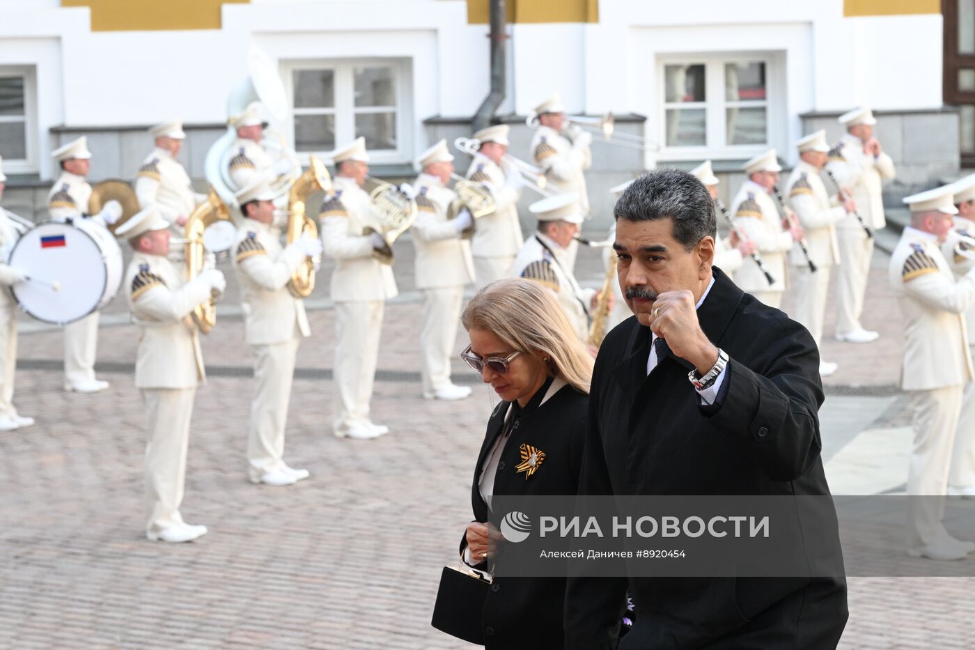 Встреча президента РФ В. Путина и иностранных лидеров