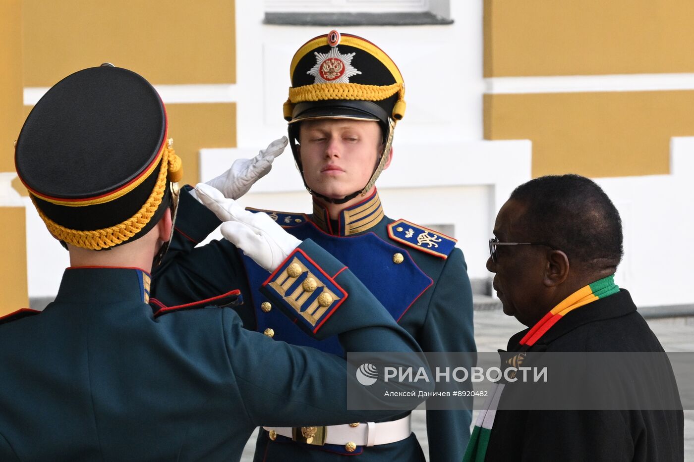 Встреча президента РФ В. Путина и иностранных лидеров