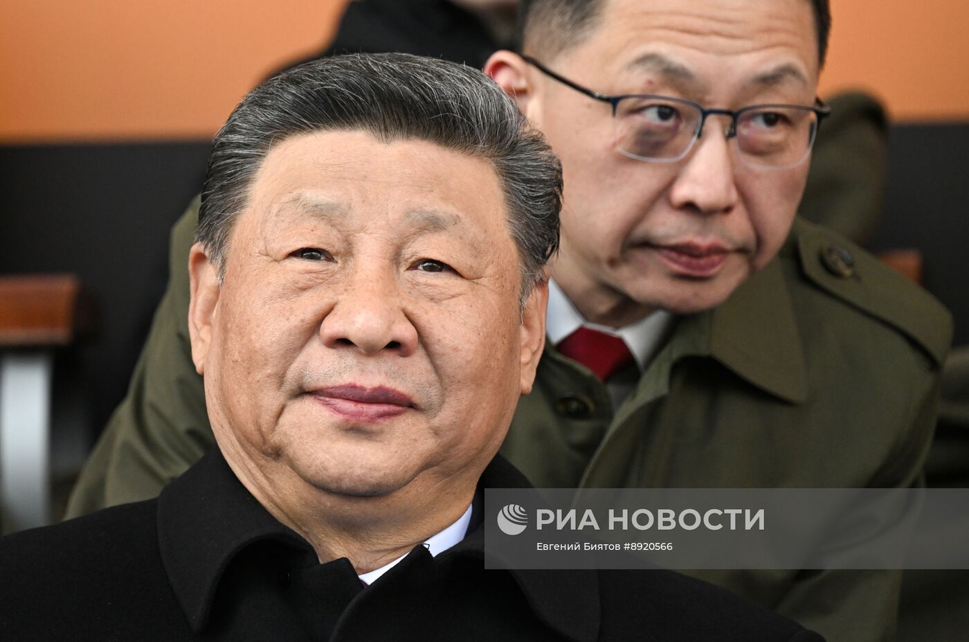 Президент РФ В. Путин и иностранные лидеры на военном параде в честь 80-летия Победы