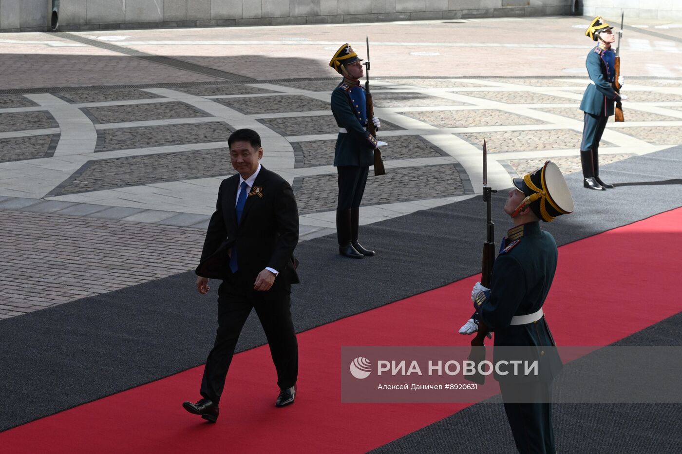 Встреча президента РФ В. Путина и иностранных лидеров