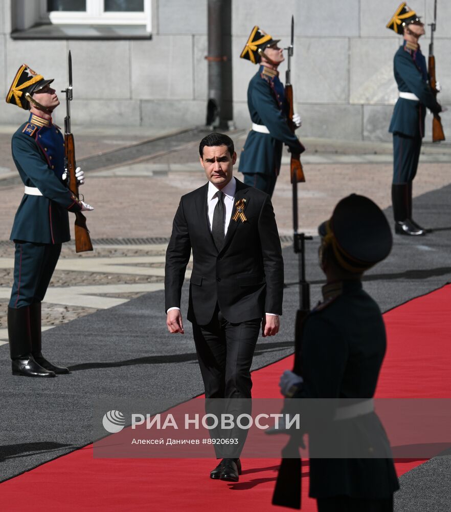 Встреча президента РФ В. Путина и иностранных лидеров