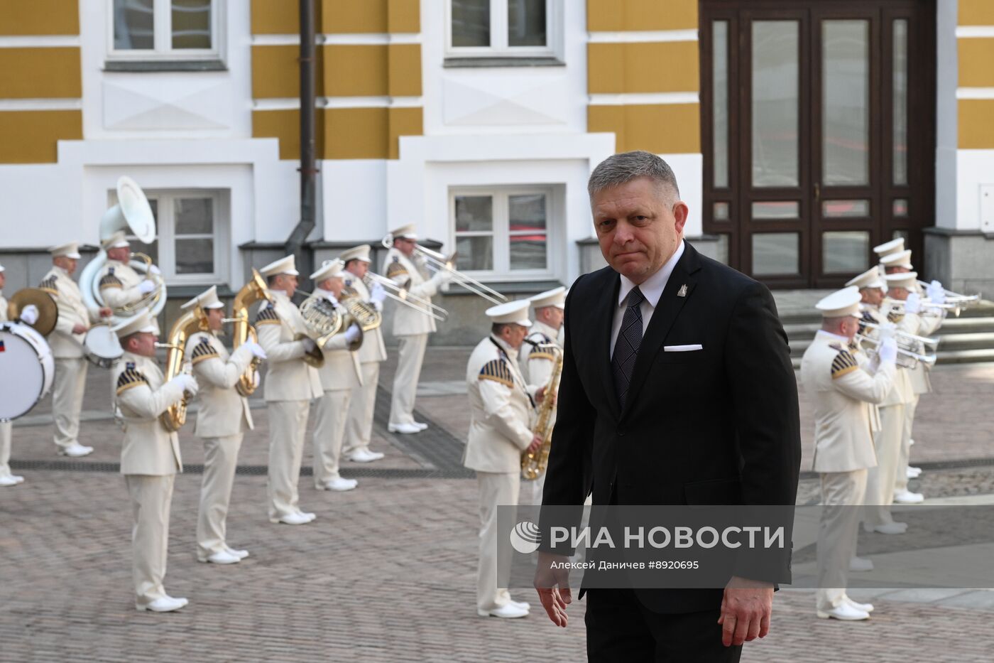 Встреча президента РФ В. Путина и иностранных лидеров