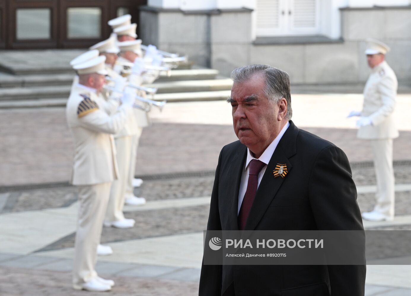 Встреча президента РФ В. Путина и иностранных лидеров