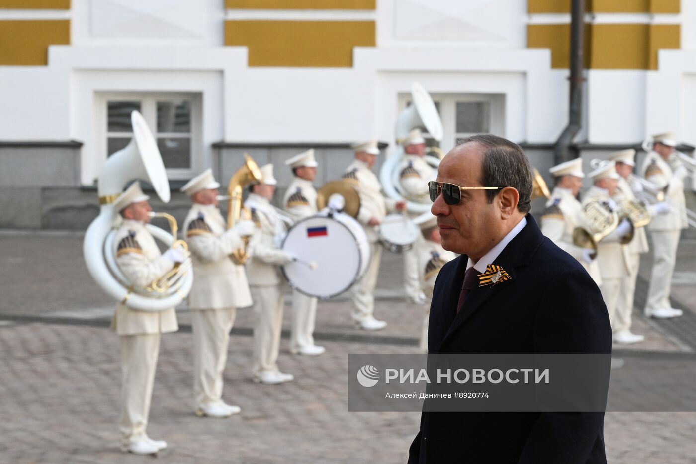Встреча президента РФ В. Путина и иностранных лидеров