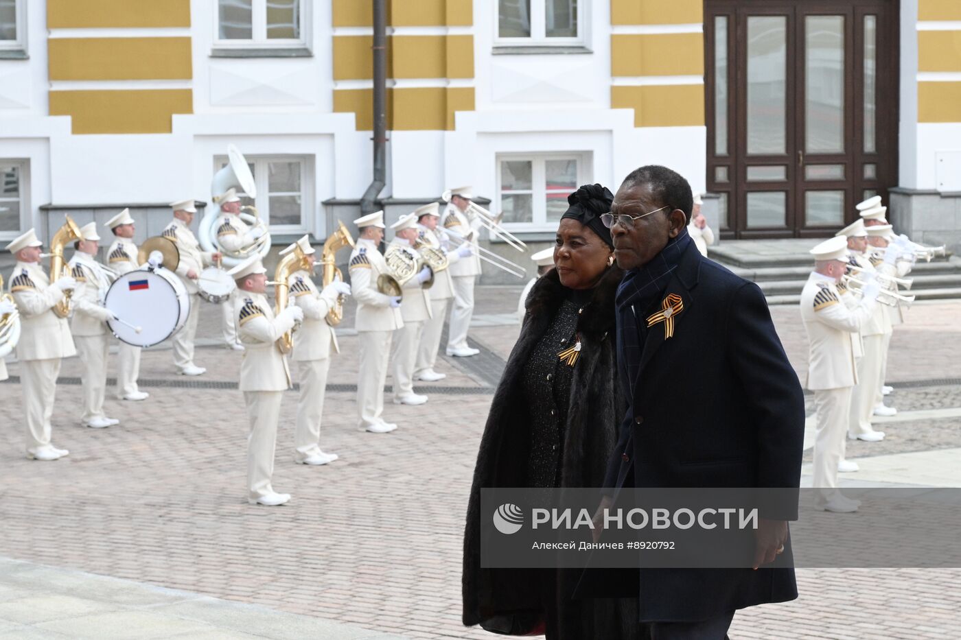 Встреча президента РФ В. Путина и иностранных лидеров