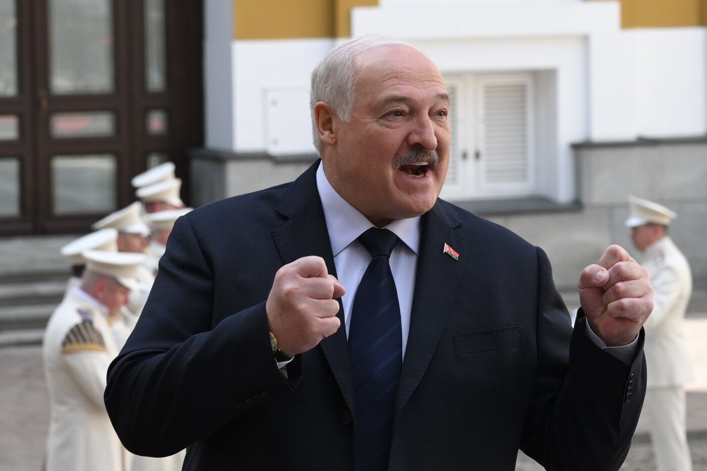 Встреча президента РФ В. Путина и иностранных лидеров