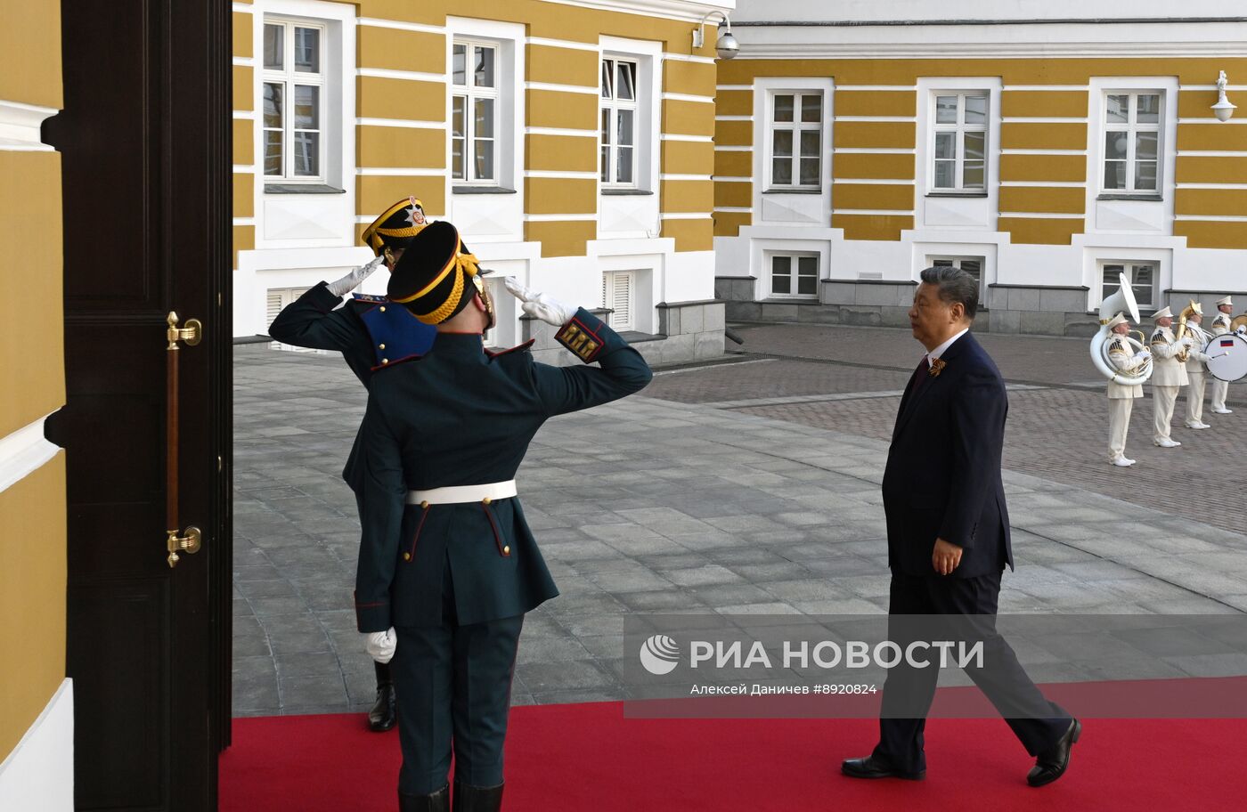 Встреча президента РФ В. Путина и иностранных лидеров