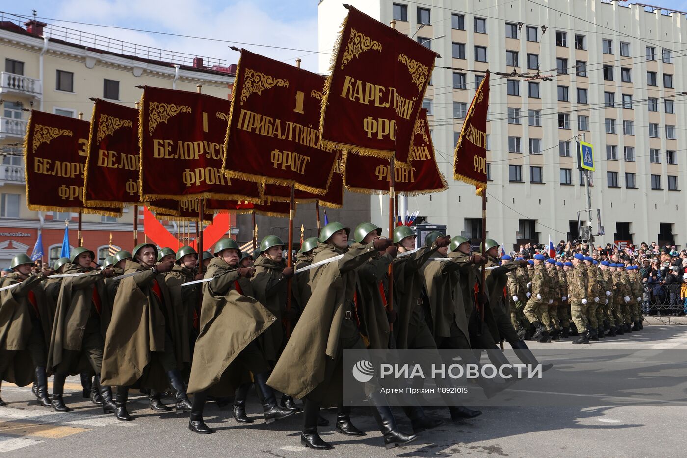 Город-герой Мурманск. Военный парад, посвященный 80-летию Победы