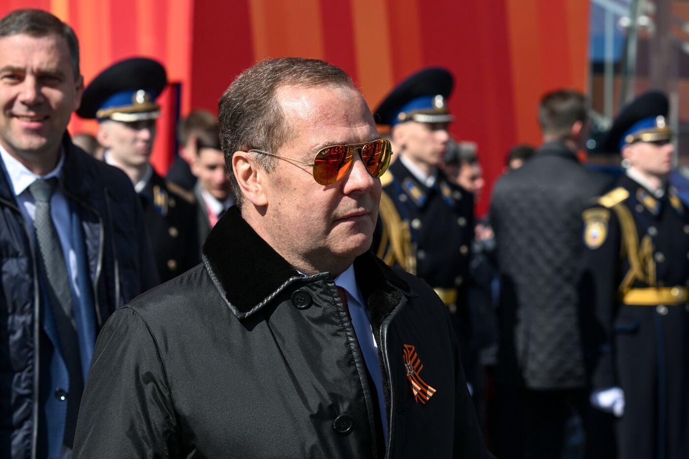 Официальные лица на военном параде в честь 80-летия Победы 