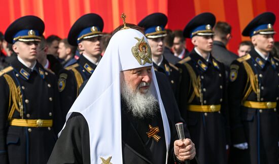 Официальные лица на военном параде в честь 80-летия Победы 
