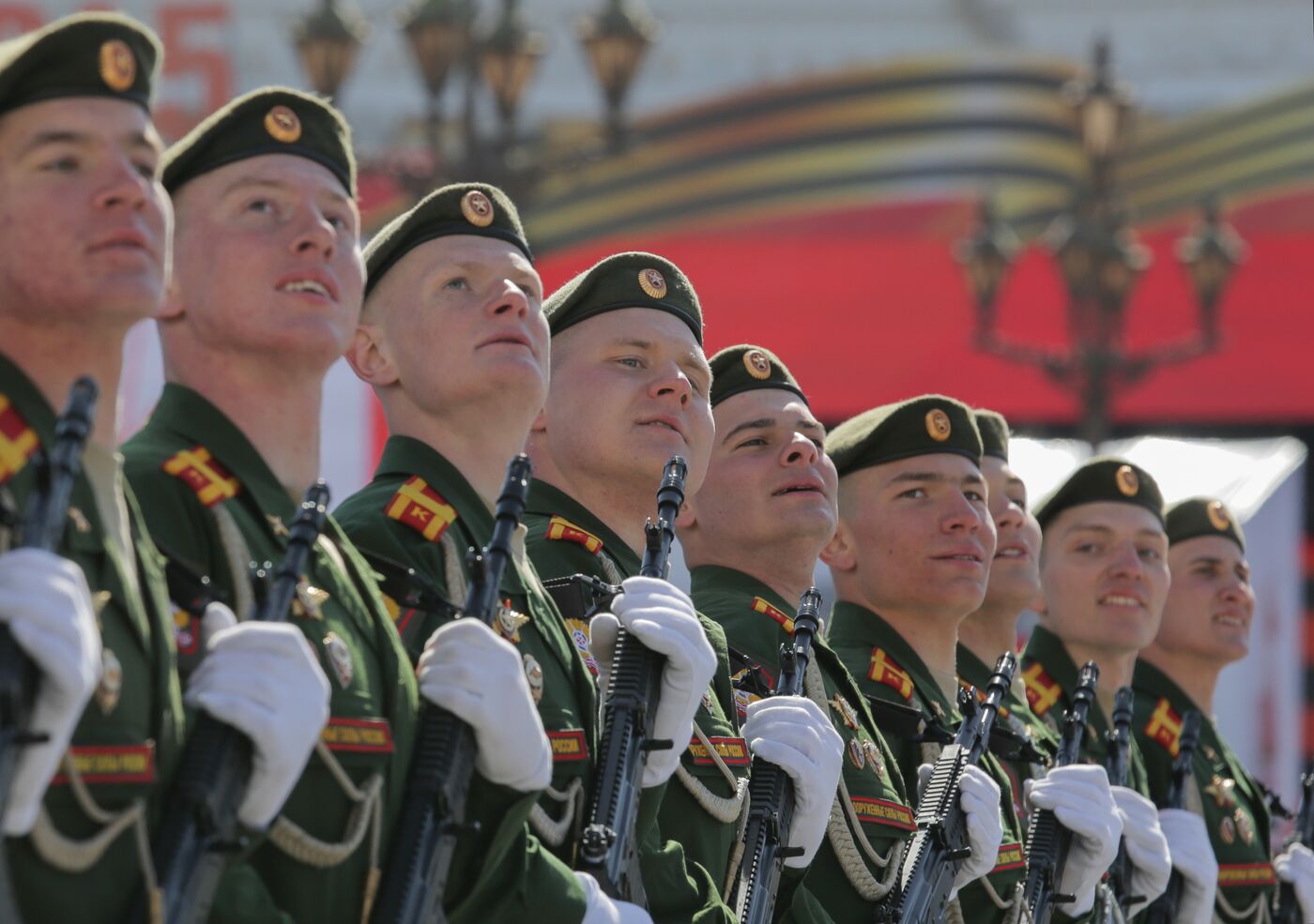 Город-герой Ленинград. Военный парад, посвященный 80-летию Победы