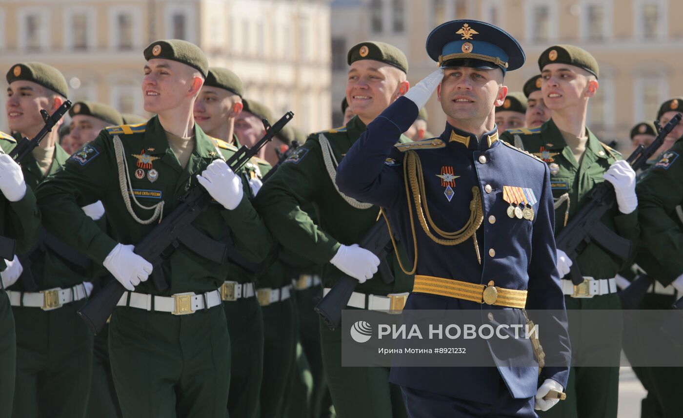 Город-герой Ленинград. Военный парад, посвященный 80-летию Победы