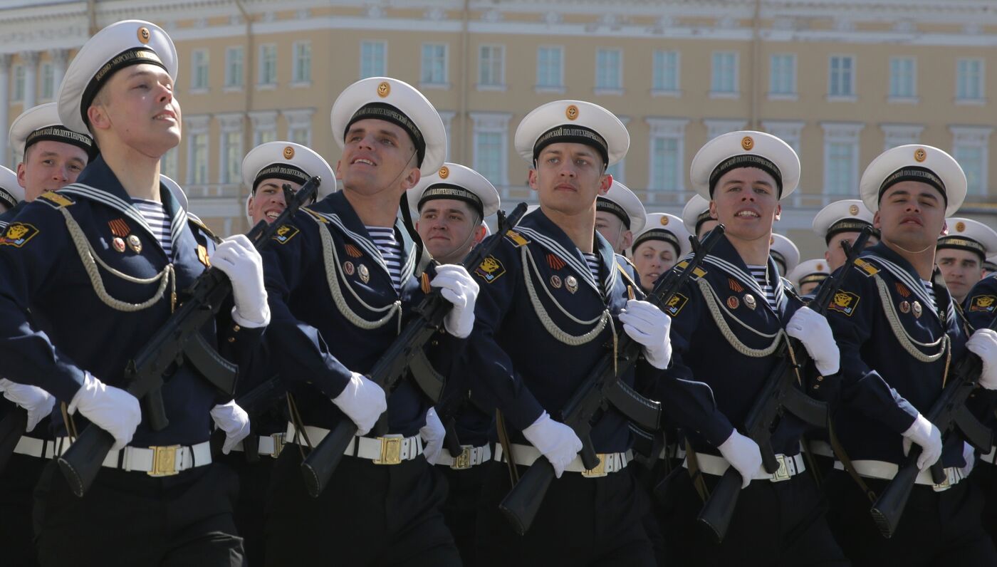 Город-герой Ленинград. Военный парад, посвященный 80-летию Победы