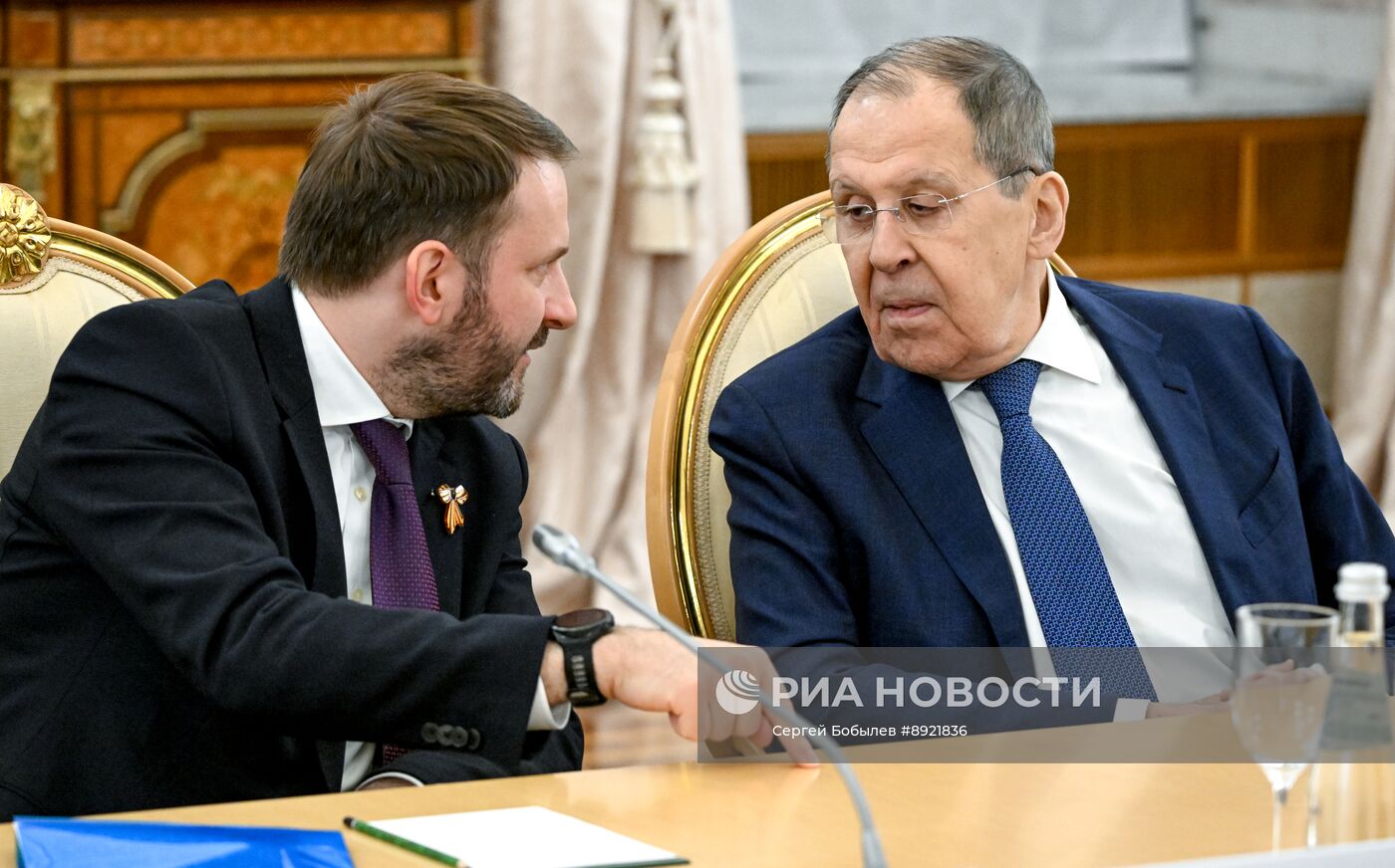 Встреча президента РФ В. Путина и президента Сербии Александра Вучича