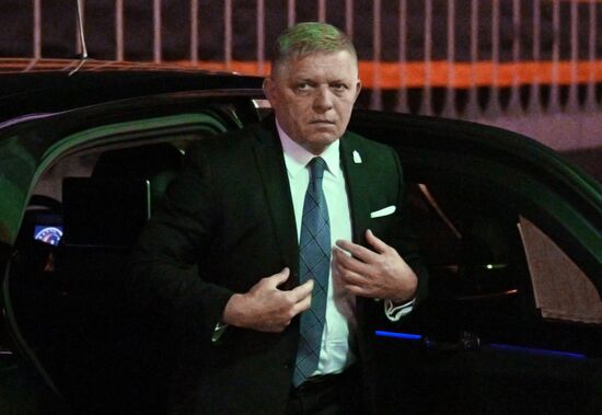 Председатель правительства Словакии Роберт Фицо прибыл в Кремль на встречу с президентом РФ Владимиром Путиным. Место: Россия, Москва. Автор: Рамиль Ситдиков/РИА Новости. Встреча президента РФ В. Путина и премьер-министра Словакии Р. Фицо