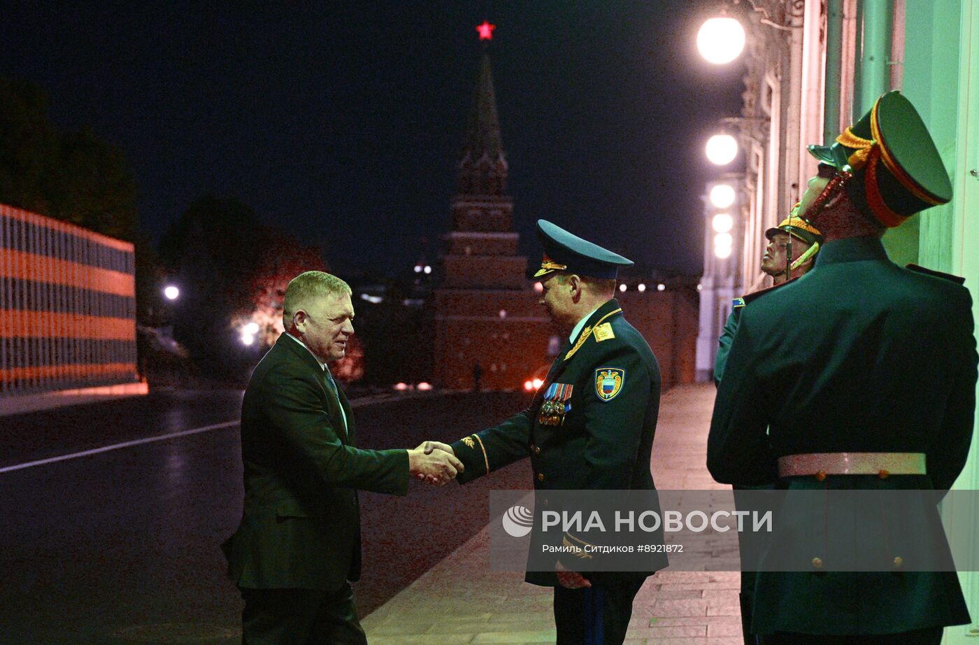 Встреча президента РФ В. Путина и премьер-министра Словакии Р. Фицо