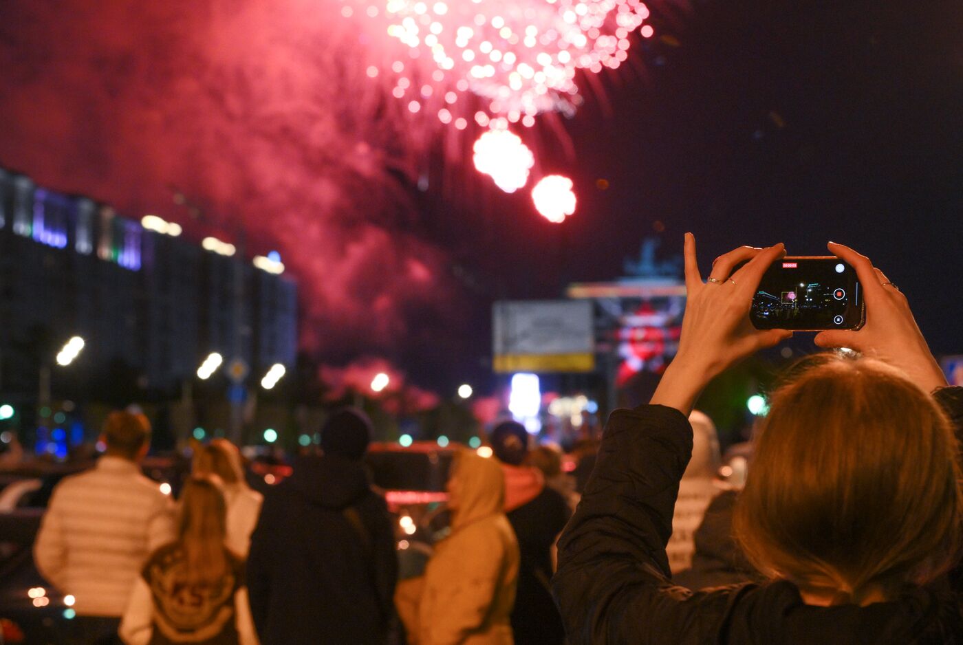 Праздничный салют в Москве в честь Дня Победы