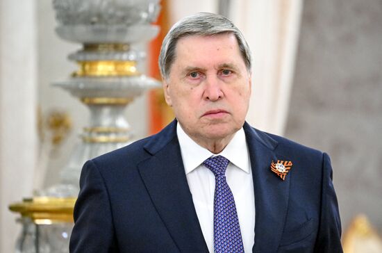 Помощник президента РФ Юрий Ушаков перед встречей президента РФ Владимира Путина и председателя правительства Словакии Роберта Фицо. Место: Россия, Москва. Автор: Сергей Бобылев/РИА Новости. Встреча президента РФ В. Путина и премьер-министра Словакии Р. Фицо
