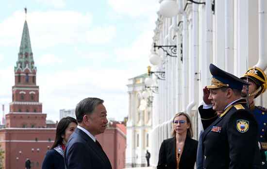 Официальный визит генсека ЦК Компартии Вьетнама То Лама в Россию