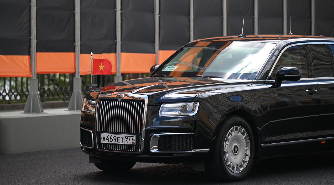 Официальный визит генсека ЦК Компартии Вьетнама То Лама в Россию