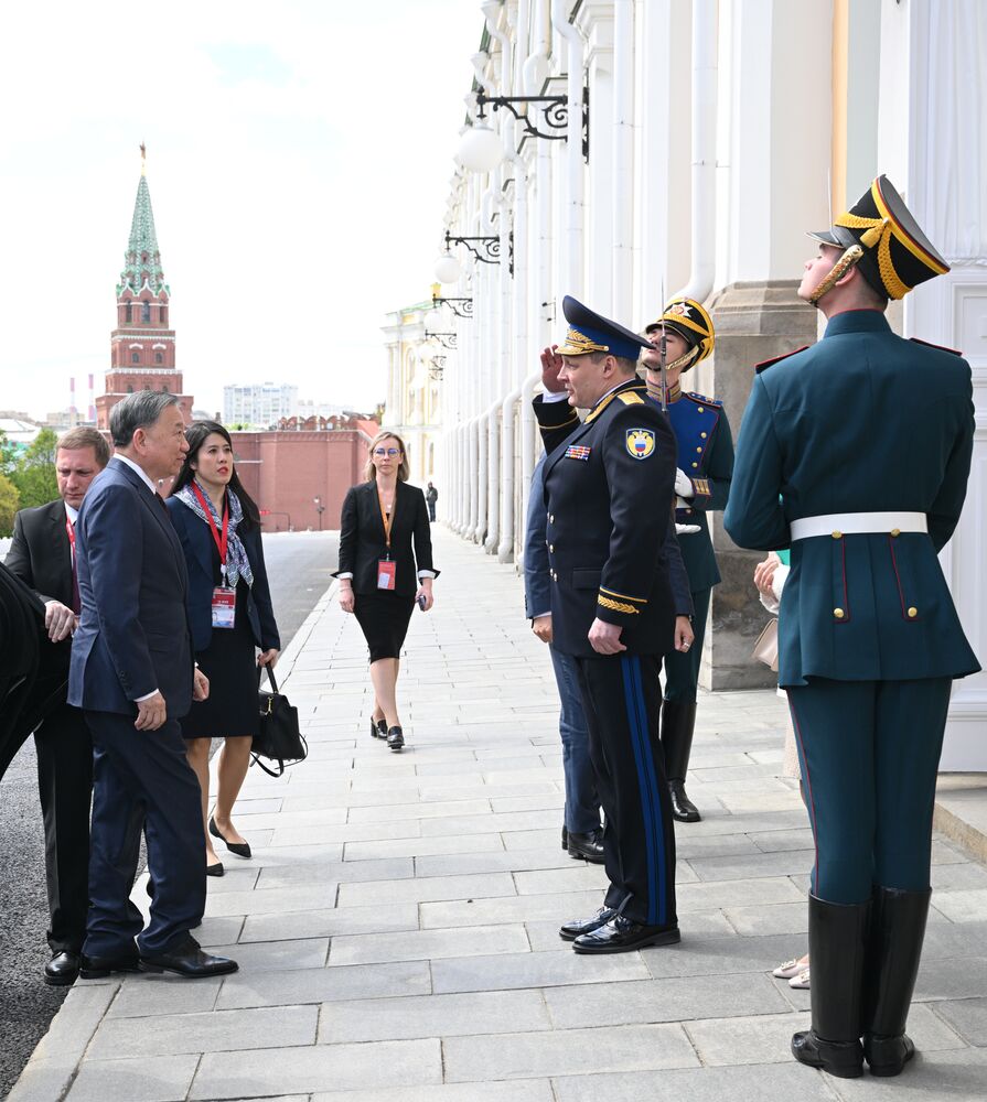 Официальный визит генсека ЦК Компартии Вьетнама То Лама в Россию