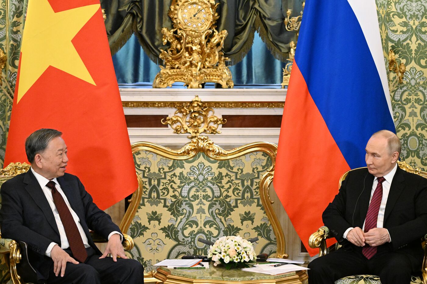 Официальный визит генсека ЦК Компартии Вьетнама То Лама в Россию