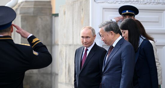 Официальный визит генсека ЦК Компартии Вьетнама То Лама в Россию