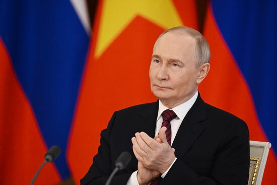 Официальный визит генсека ЦК Компартии Вьетнама То Лама в Россию