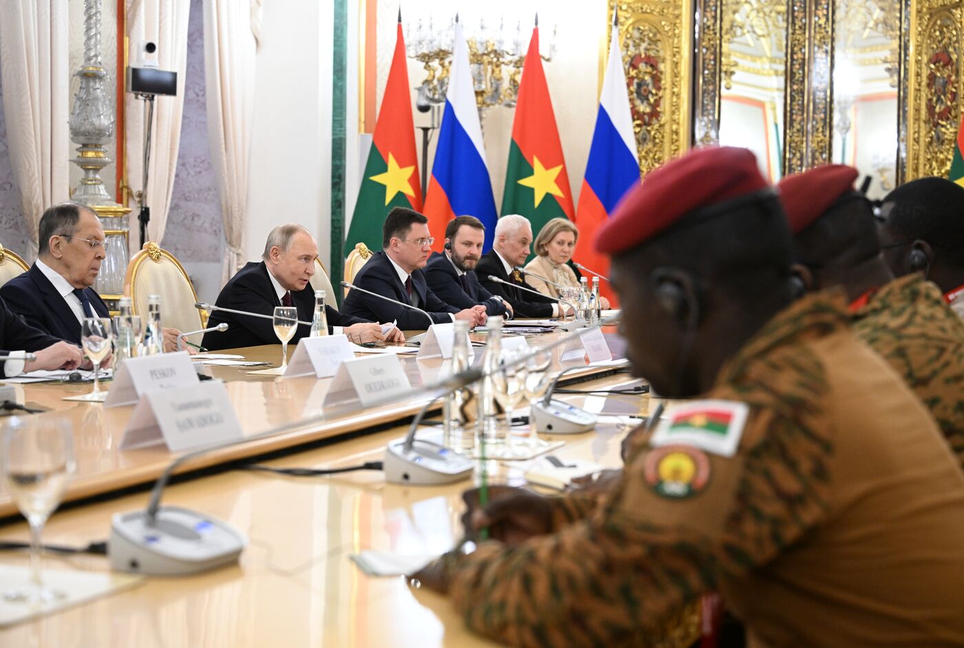 Встреча президента РФ В. Путина и президента Буркина-Фасо Ибрагима Траоре