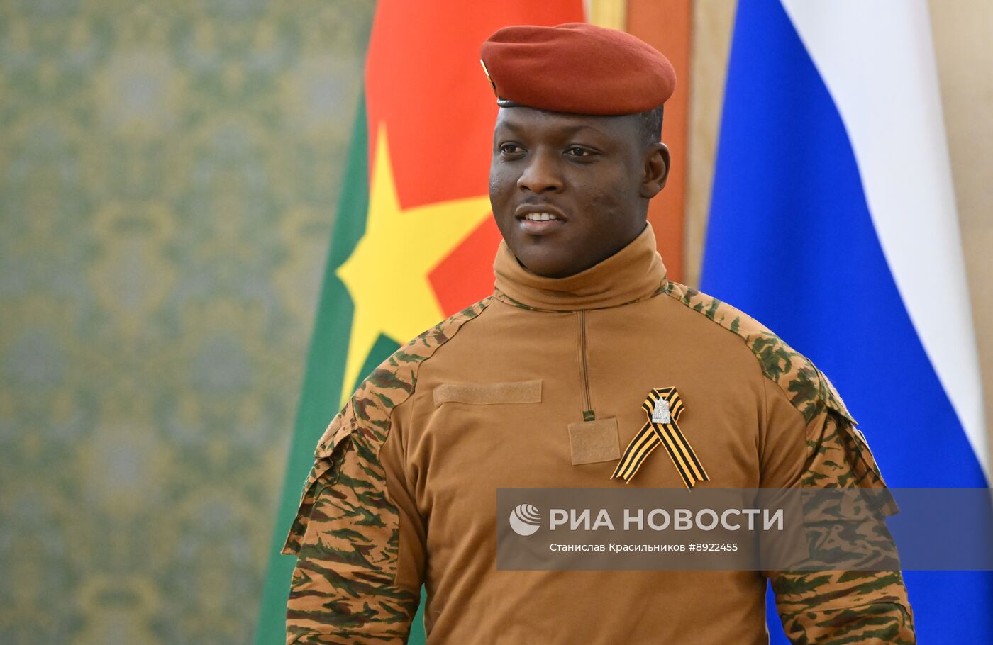 Встреча президента РФ В. Путина и президента Буркина-Фасо Ибрагима Траоре