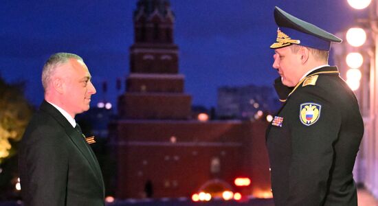 Встреча президента РФ В. Путина и президента Абхазии Б. Гунбы