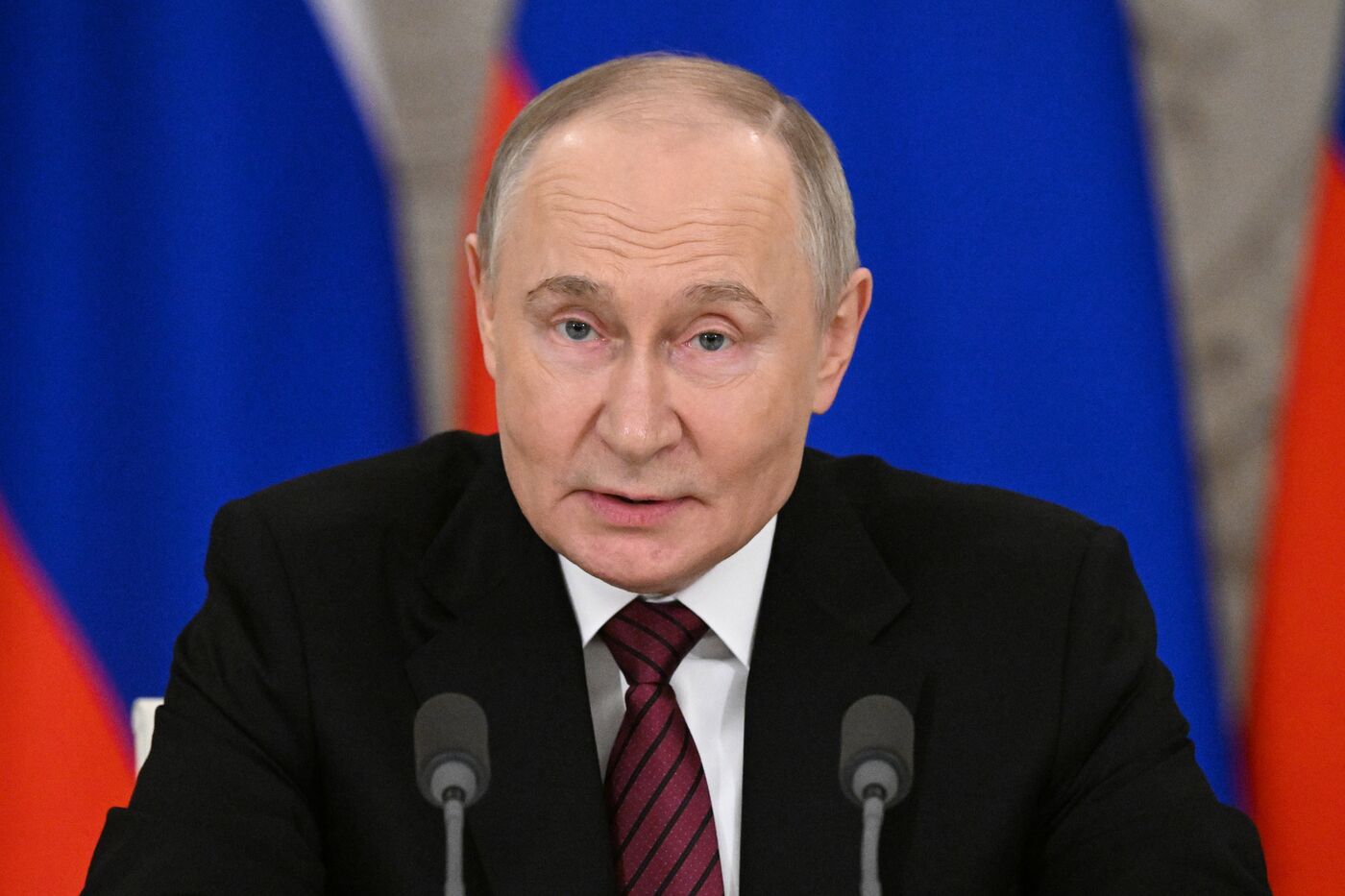 Обращение президента РФ В. Путина к представителям российских и зарубежных СМИ