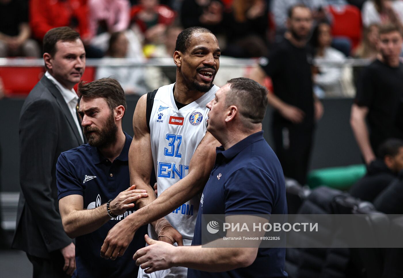 Баскетбол. Единая лига ВТБ. Локомотив-Кубань (Краснодар) - Зенит (Санкт-Петербург)