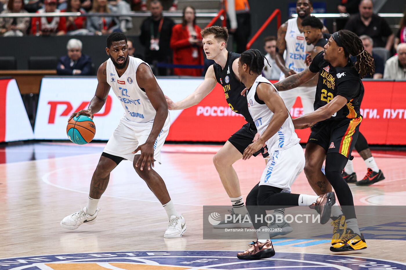 Баскетбол. Единая лига ВТБ. Локомотив-Кубань (Краснодар) - Зенит (Санкт-Петербург)