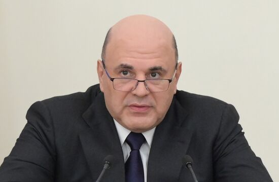 Премьер-министр Михаил Мишустин провел оперативное совещание с вице-премьерами РФ