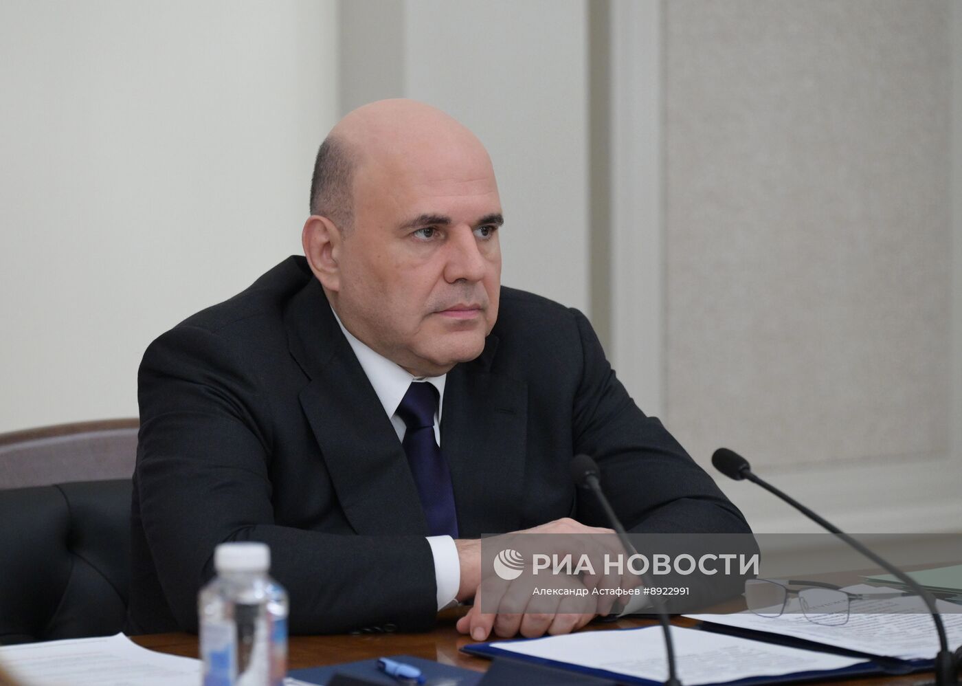 Премьер-министр Михаил Мишустин провел оперативное совещание с вице-премьерами РФ