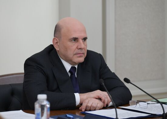 Премьер-министр Михаил Мишустин провел оперативное совещание с вице-премьерами РФ