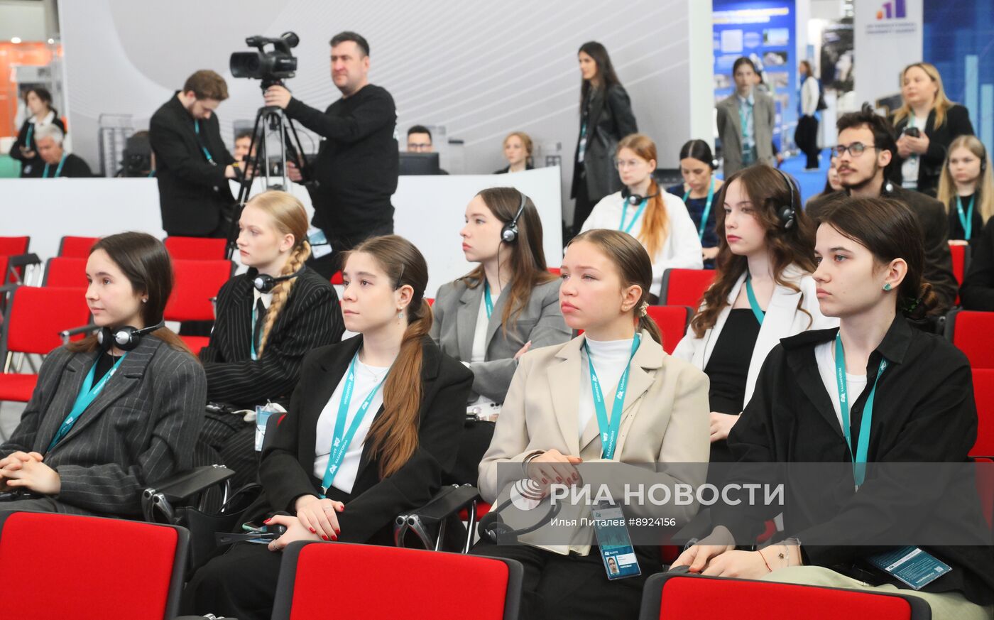 KAZANFORUM 2025. Создавая пространство: международный диалог архитекторов и дизайнеров