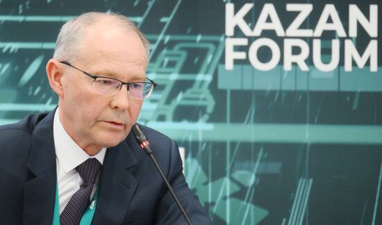 KAZANFORUM 2025. Роль антикоррупционной политики в развитии государственного управления и экономики