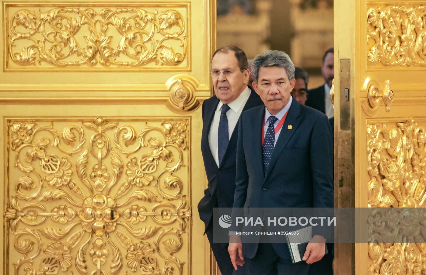 Встреча президента РФ В. Путина и премьер-министра Малайзии А. Ибрагима