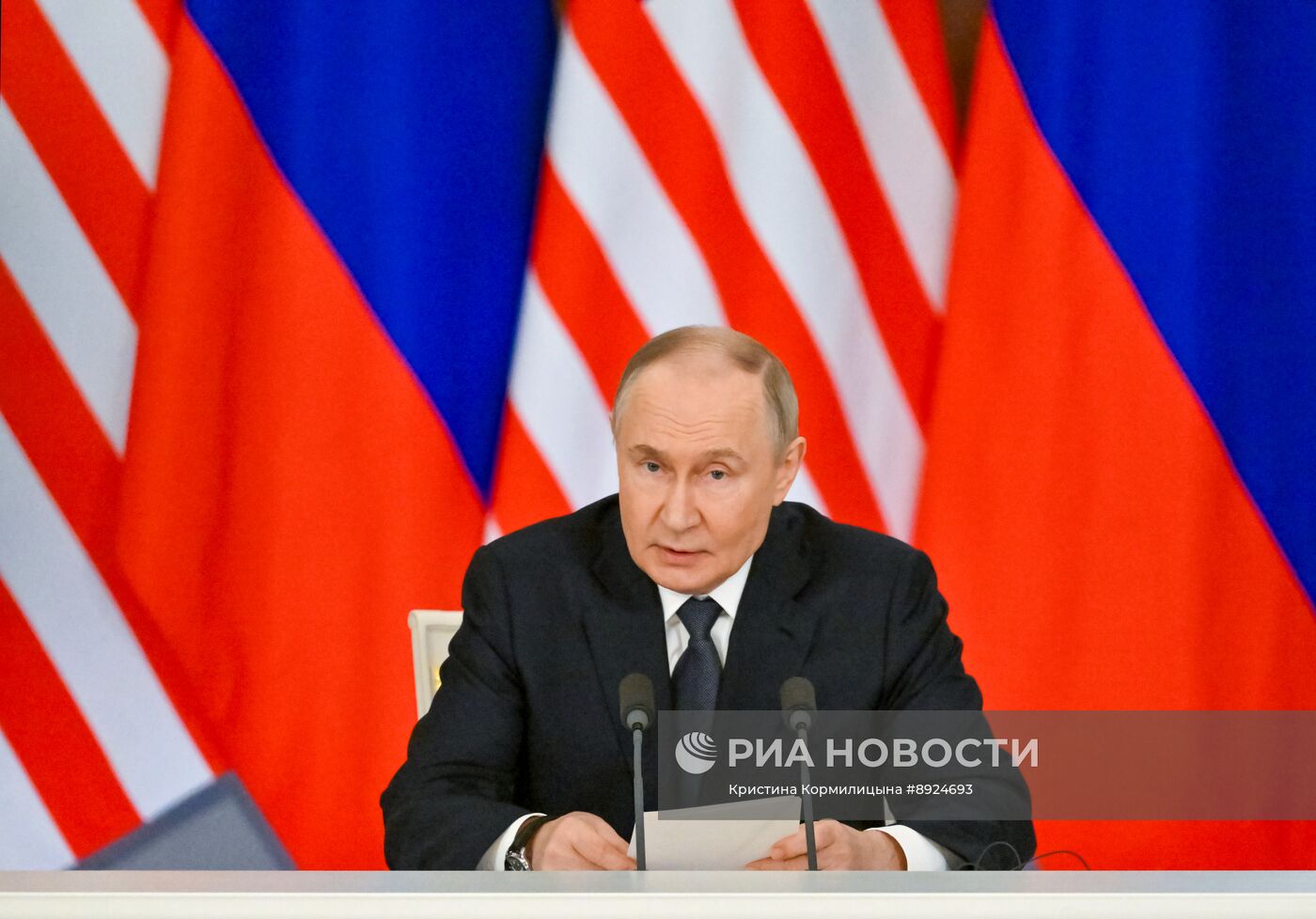 Встреча президента РФ В. Путина и премьер-министра Малайзии А. Ибрагима