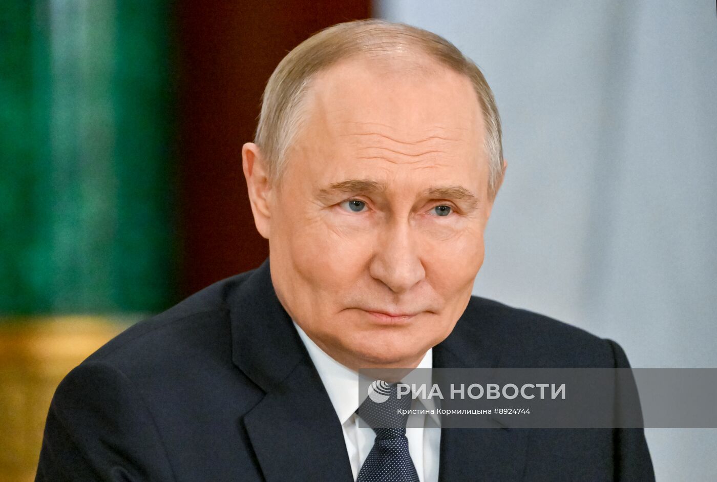 Встреча президента РФ В. Путина и премьер-министра Малайзии А. Ибрагима