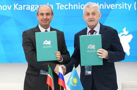 KAZANFORUM 2025. Подписания документов
