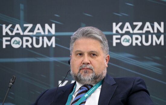 KAZANFORUM 2025. Церемония открытия конференции и пленарное заседание "Использование потенциала партнерских финансов в экономическом развитии Российской Федерации" 