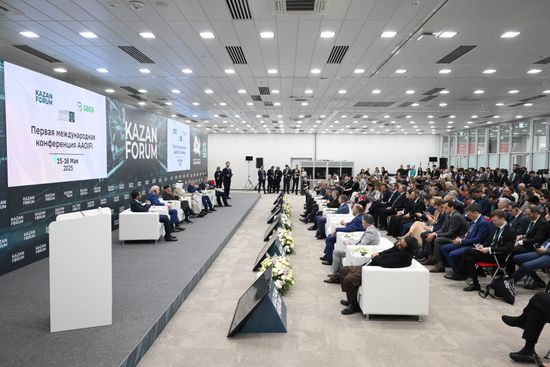 KAZANFORUM 2025. Церемония открытия конференции и пленарное заседание "Использование потенциала партнерских финансов в экономическом развитии Российской Федерации" 