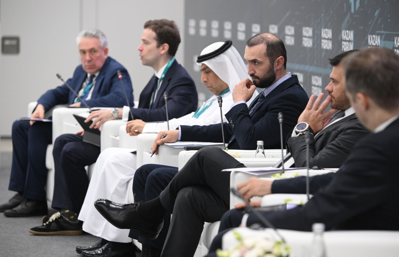 KAZANFORUM 2025. Вопросы инвестиционного сотрудничества в развитии промышленной и торговой кооперации между Россией и ОАЭ 