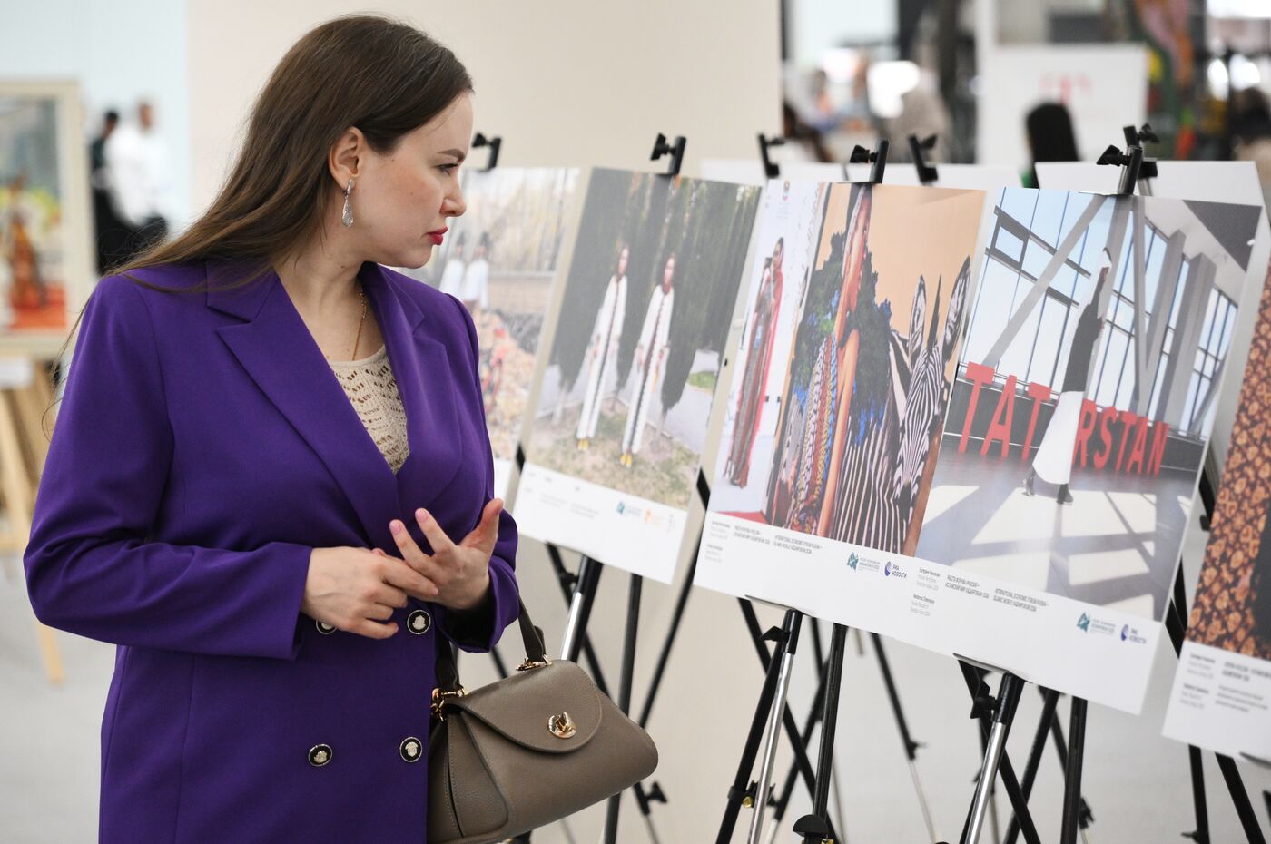 KAZANFORUM 2025. Выставка Международного конкурса фотожурналистики имени Андрея Стенина